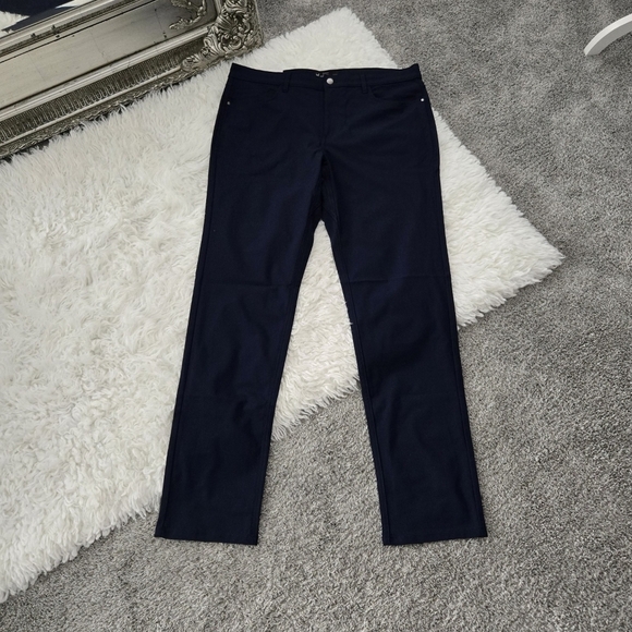 Member's Mark Men's Slim Fit Benton Performance Pant. Color: Dark Navy. Size 36x - Picture 3 of 7